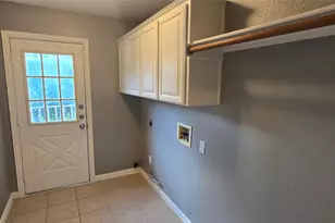 5725 Champion Ct, Arlington, TX 76017 - Photo 11