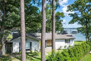 1725 Oak Shore Dr, Tool, TX 75143 - Photo 1