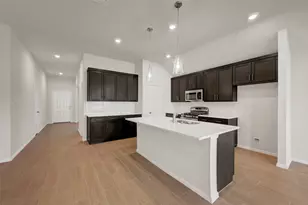 160 Hudson Ln, Justin, TX 76247 - Photo 11