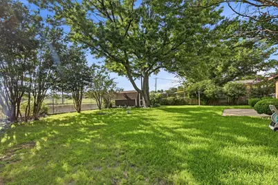 6325 Stardust Drive, Watauga, TX 76148 - Photo 15