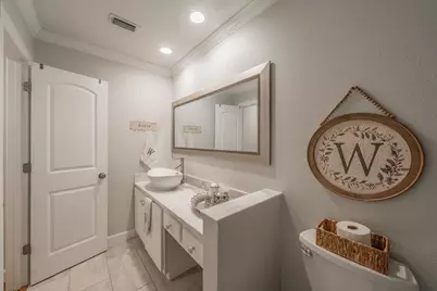 913 Roaring Springs Road, Fort Worth, TX 76114 - Photo 17