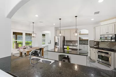 3913 Tidal Drive, Carrollton, TX 75007 - Photo 15