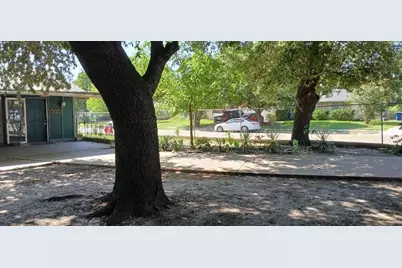 1670 Bending Oaks Trail, Dallas, TX 75217 - Photo 13