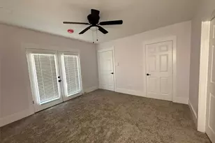 2502 W Lovers Ln, Dallas, TX 75235 - Photo 5