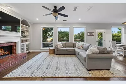 2216 Lockesley Drive, Flower Mound, TX 75028 - Photo 7