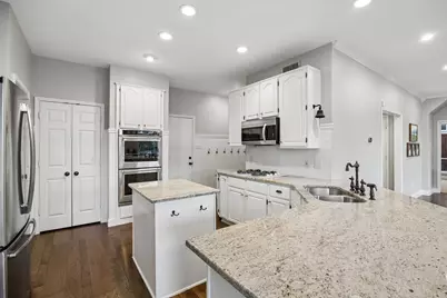 2216 Lockesley Drive, Flower Mound, TX 75028 - Photo 11