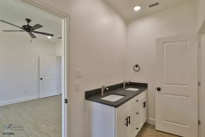 388 Kristie Path, Abilene, TX 79602 - Photo 17