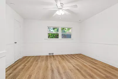 6031 Preston Crest Lane, Dallas, TX 75230 - Photo 15