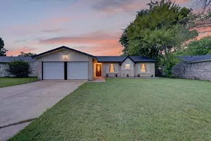 1547 Oakbrook St, Lancaster, TX 75134 - Photo 1