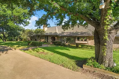 8920 Martin Drive, North Richland Hills, TX 76182 - Photo 3