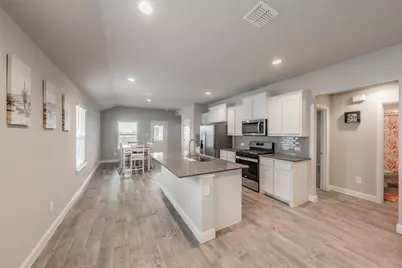 612 Capstone Circle, Granbury, TX 76048 - Photo 9