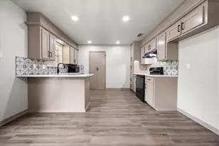 3008 Lafayette St, Corsicana, TX 75110 - Photo 9
