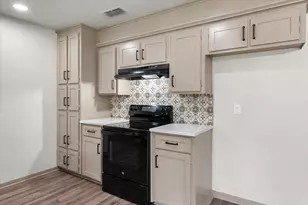 3008 Lafayette St, Corsicana, TX 75110 - Photo 13