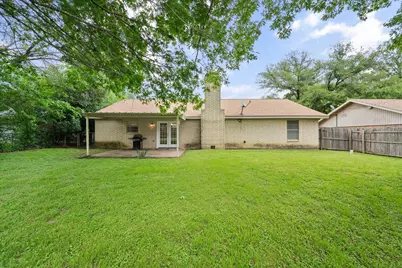 3008 Lafayette Street, Corsicana, TX 75110 - Photo 3