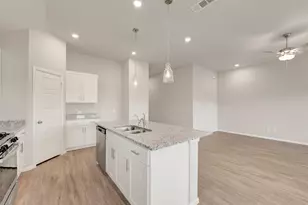 110 Rockwood Ln, Justin, TX 76247 - Photo 11