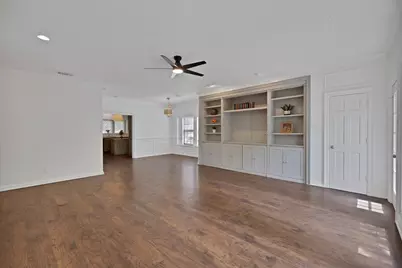 4219 Oak Springs Drive, Arlington, TX 76016 - Photo 7