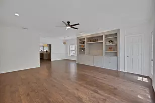 4219 Oak Springs Dr, Arlington, TX 76016 - Photo 7