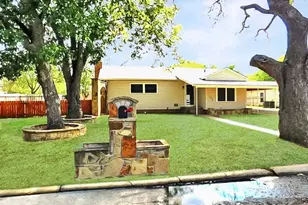 135 Summitt Ave, Graham, TX 76450 - Photo 1