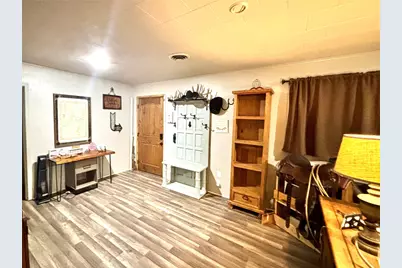 135 Summitt Avenue, Graham, TX 76450 - Photo 7