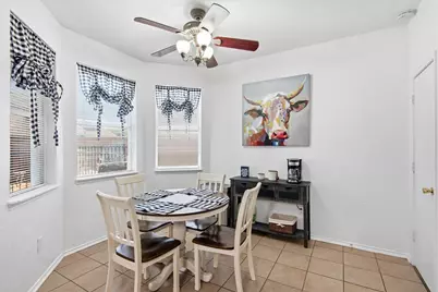 613 Dorchester Lane, Mansfield, TX 76063 - Photo 17