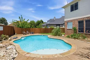 613 Dorchester Ln, Mansfield, TX 76063 - Photo 5