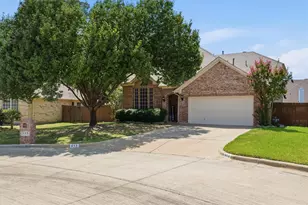 613 Dorchester Ln, Mansfield, TX 76063 - Photo 1