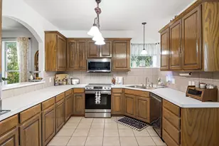613 Dorchester Ln, Mansfield, TX 76063 - Photo 13