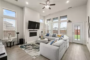 521 Wickerdale Wy, Little Elm, TX 75068 - Photo 9