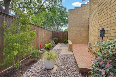 3703 Hulen Park Drive, Fort Worth, TX 76109 - Photo 37
