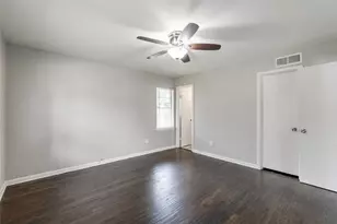 3704 Stadium Dr, Fort Worth, TX 76109 - Photo 19