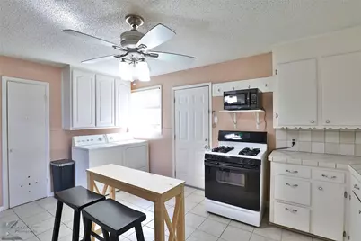 2109 Collins Avenue, Abilene, TX 79603 - Photo 7