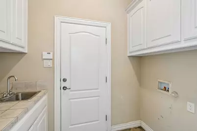 3803 Park Flower Court, Arlington, TX 76017 - Photo 35