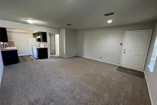 802 N Crockett St, Sherman, TX 75090 - Photo 3