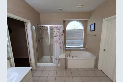 917 Greenfield Court, Kennedale, TX 76060 - Photo 9
