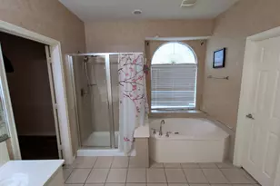 917 Greenfield Ct, Kennedale, TX 76060 - Photo 9