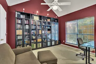 2630 Lakeforest Ct, Dallas, TX 75214 - Photo 15