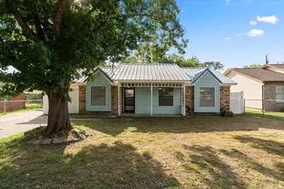 119 McAnally Drive, Mabank, TX 75147 - Photo 1