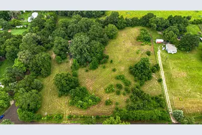 806 County Road 4910, Troup, TX 75789 - Photo 3