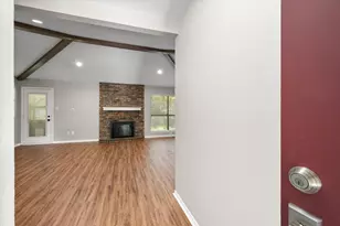 2811 Valparaiso Trail, Arlington, TX 76017 - Photo 3