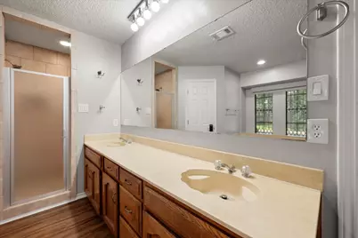 2811 Valparaiso Trail, Arlington, TX 76017 - Photo 17