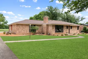 1289 S Waco St, Van Alstyne, TX 75495 - Photo 3