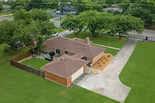 1289 S Waco St, Van Alstyne, TX 75495 - Photo 37