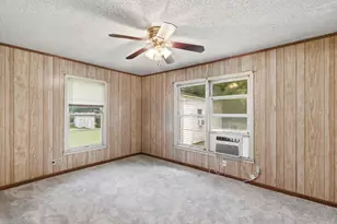 108 Sandra Dr, Azle, TX 76020 - Photo 11