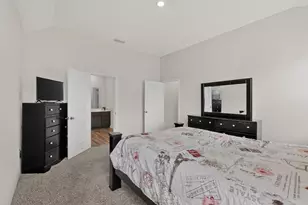 8228 Smokey Creek Pass, Fort Worth, TX 76179 - Photo 17