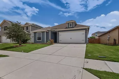 8228 Smokey Creek Pass, Fort Worth, TX 76179 - Photo 3