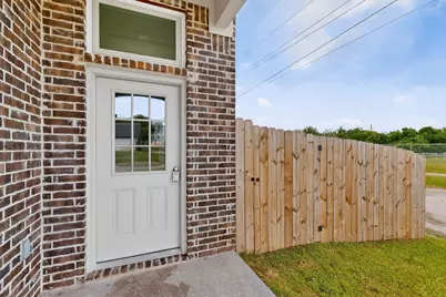 5017 Pickett Street, Greenville, TX 75401 - Photo 5