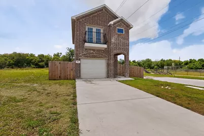 5017 Pickett Street, Greenville, TX 75401 - Photo 3