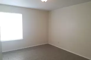 225 Blue Bell Ct, Weatherford, TX 76088 - Photo 5