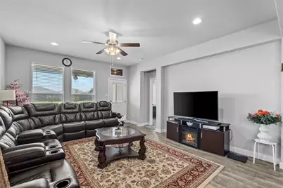 513 Frenchpark Drive, Fort Worth, TX 76052 - Photo 21