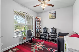 513 Frenchpark Dr, Fort Worth, TX 76052 - Photo 9